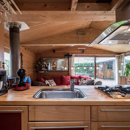 Apartment Bungalow For Families - Close To The Beach